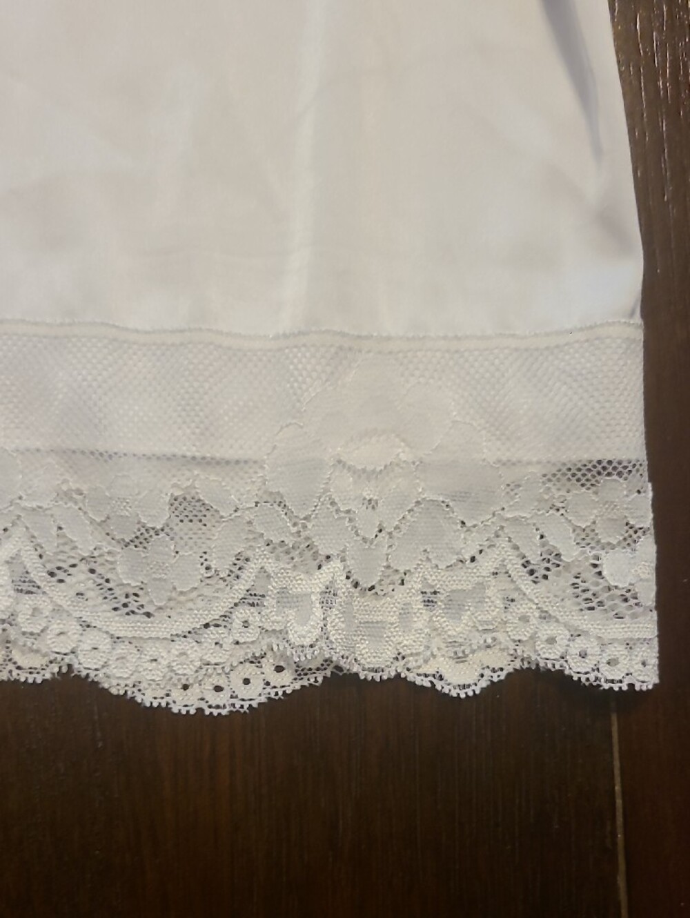 Elegant White Bridal Robe Large / XL - Picture 7 of 10